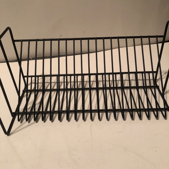 Vintage 1990s CD stand, black heavy wire holds 25 CDs, Organize your CD’s - Picture 6 of 8